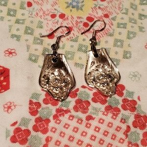 Elegant Silver Floral Earrings